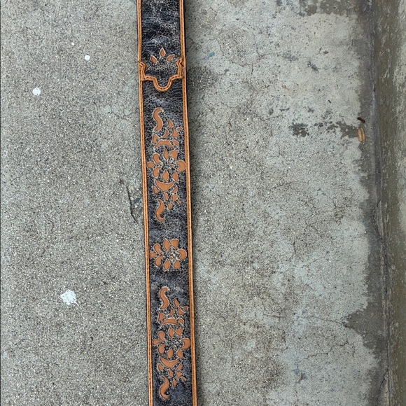 Stetson Black and Brown Leather Belt with Silver Buckle - Picture 8 of 10